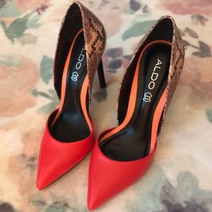 Heels❤️🧡🖤 worn once✨